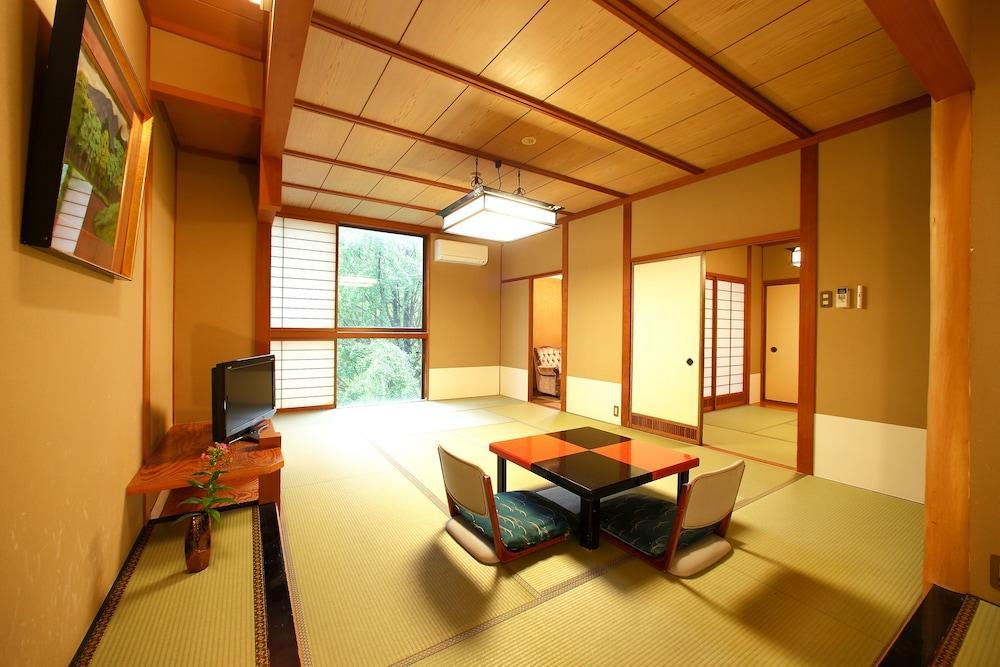 Select Grand Kagayamanaka Hotel Exterior photo